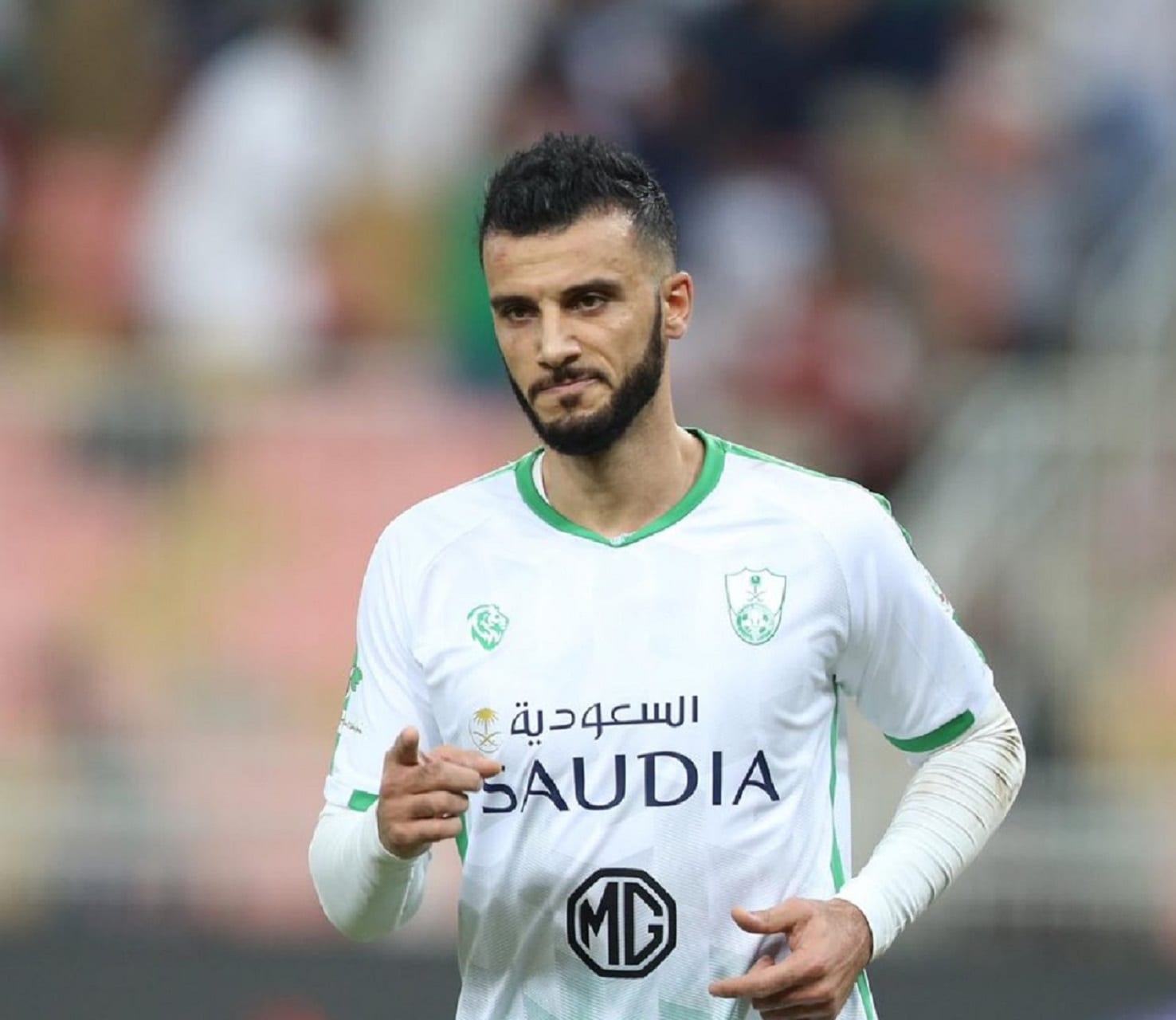 آخر أخبار النادي الأهلي السعودي لهذا اليوم وصدمة قبل مواجهة الشباب