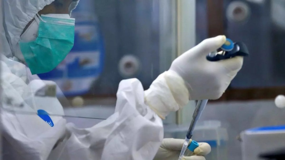 طبية سعودية تطوّر تقنية PCR تمكّن من تشخيص 91 عينة من كورونا بوقت قصير