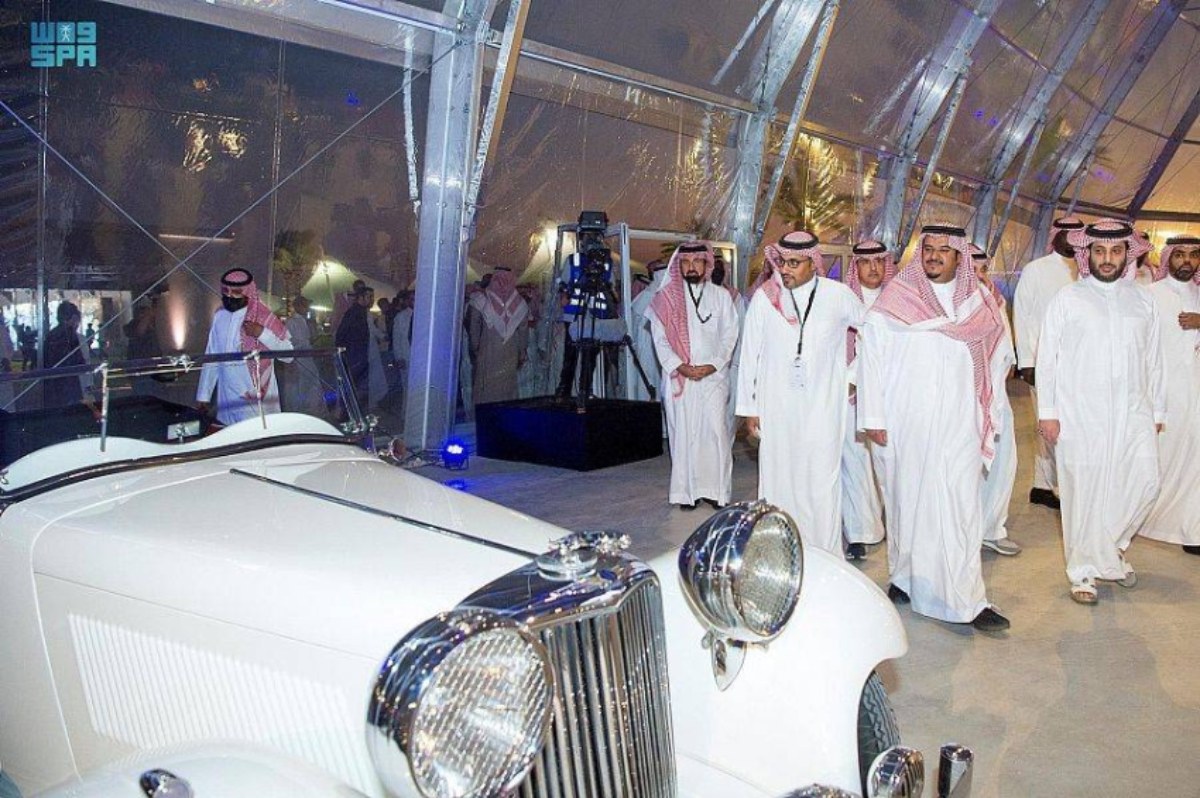 معرض الرياض للسيارات يستقطب أكثر من 600 سيارة غريبة ونادرة ويفتح ابوابه للجمهور حتى 28 نوفمبر