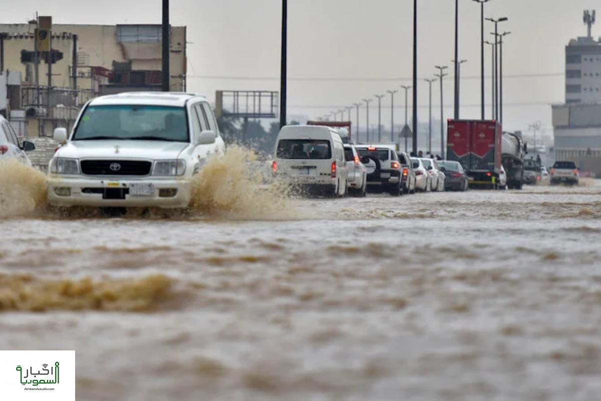 الأرصاد الجوية| هطول الأمطار في جدة تبلغ 179 ملم وهو رقم أعلى من ذروة عام 2009