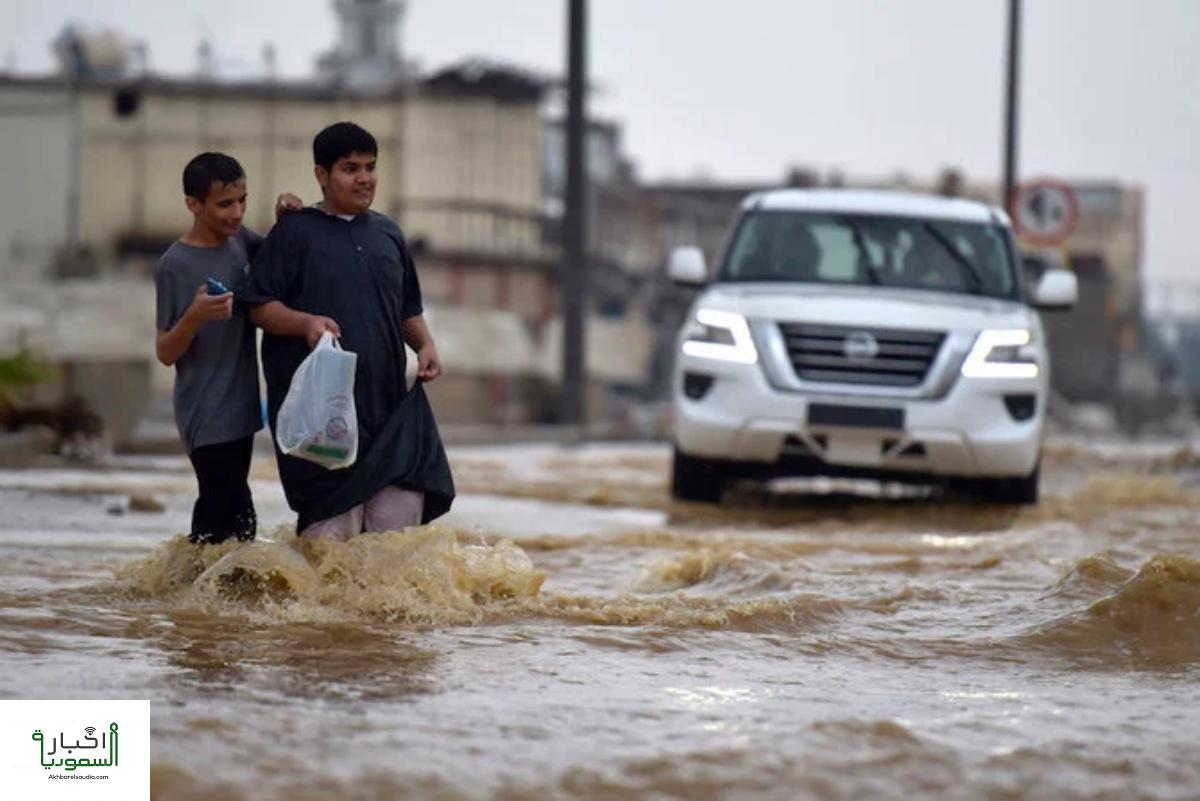 الأرصاد الجوية| هطول الأمطار في جدة تبلغ 179 ملم وهو رقم أعلى من ذروة عام 2009