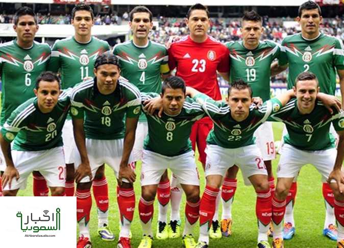 مدرب المكسيك ينفذ حيلة لمنع الجواسيس في تدريبات الفريق