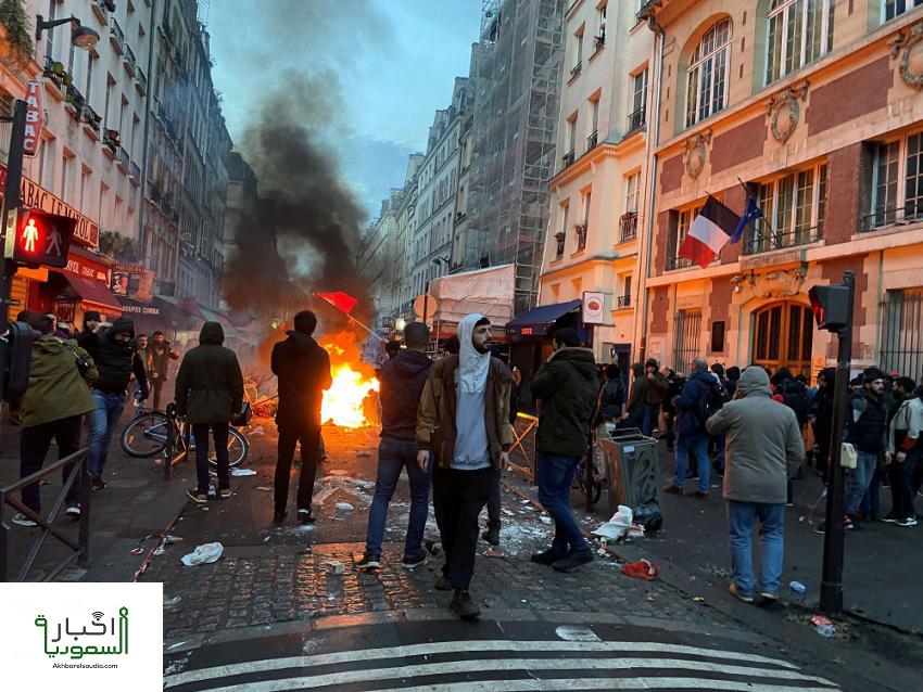 نشطاء أكراد وسياسيون في مواجهات عنيفة مع الشرطة في باريس